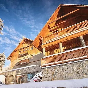 - Pod Smerkami Chalet